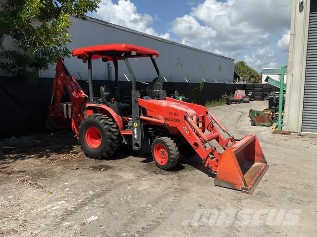 Kubota B26 الجرارات