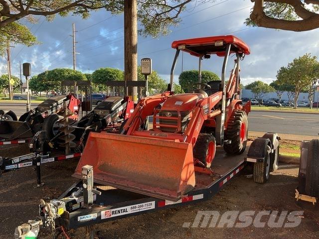 Kubota B26TLB لوادر ذات جرافات عكسية