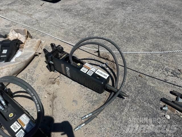 Kubota BR310 مطارق / كسارات