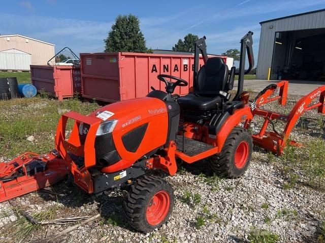 Kubota BX2380 جرارات مدمجة