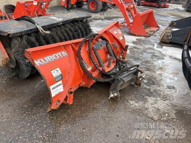 Kubota BX2812A حراثات ونصول الجليد