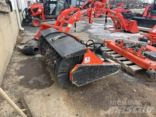 Kubota BX2814A فرش