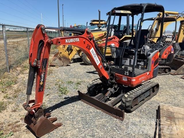 Kubota KX018-4 حفارات زحافة