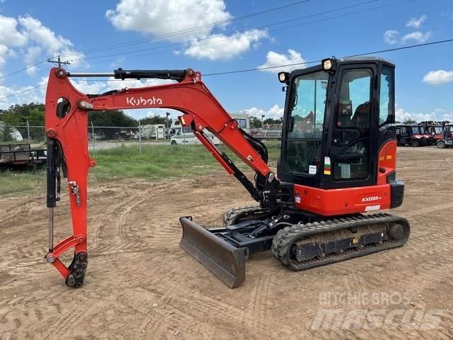 Kubota KX033-4 حفارات زحافة