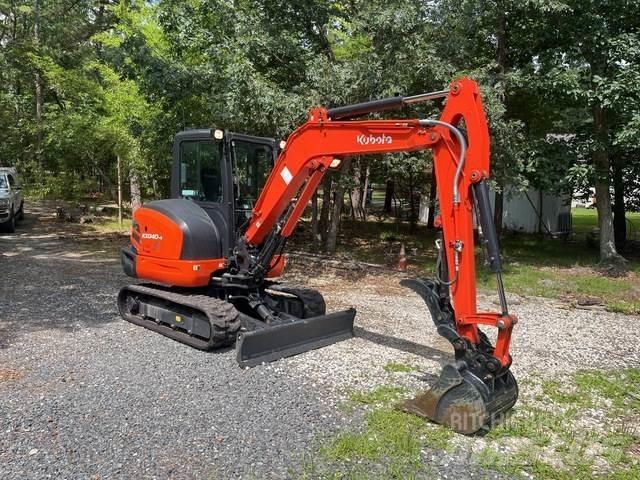 Kubota KX040-4 حفارات زحافة