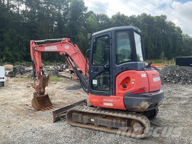 Kubota KX040-4 حفارات زحافة