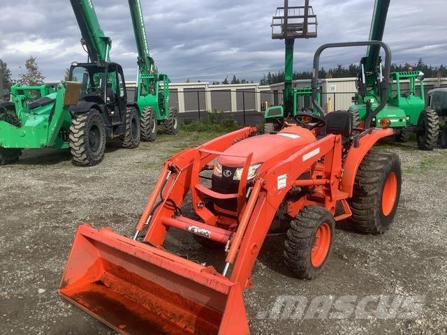 Kubota L2501 جرارات مدمجة