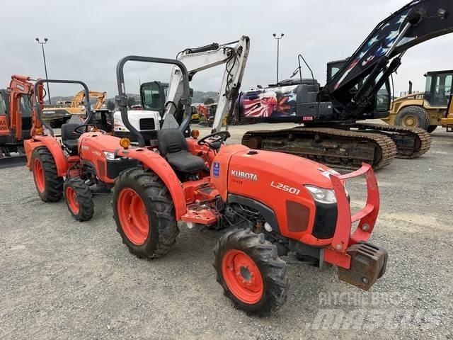 Kubota L2501D جرارات مدمجة