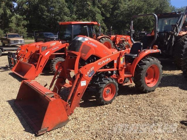 Kubota L2501D الجرارات