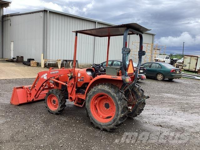 Kubota L2501DT جرارات مدمجة