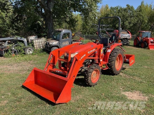 Kubota L2501DT جرارات مدمجة