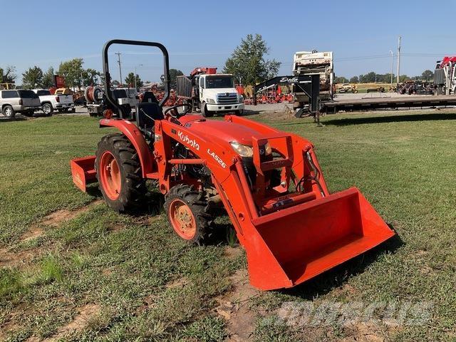 Kubota L2501DT جرارات مدمجة