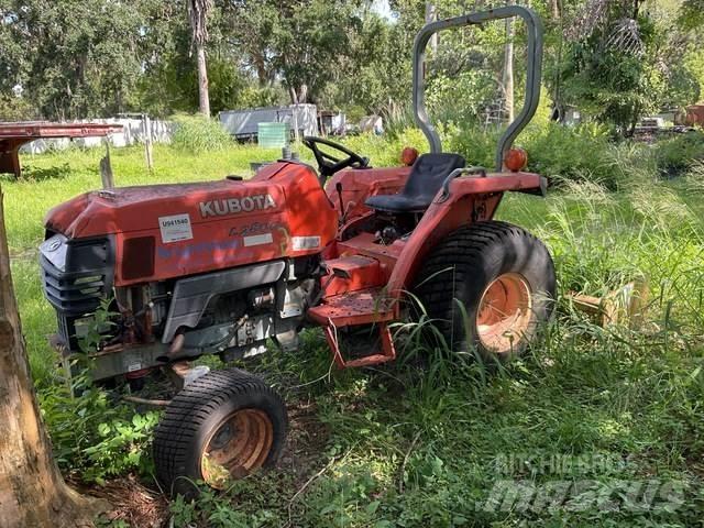 Kubota L2800 الجرارات
