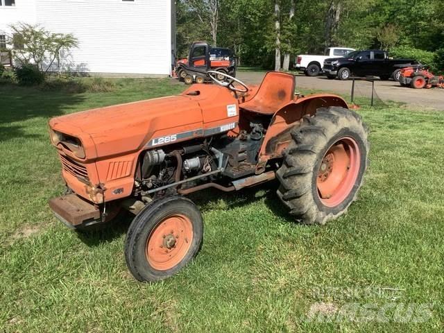 Kubota L285 الجرارات