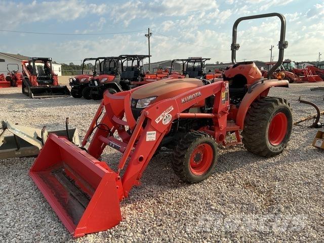 Kubota L3301D جرارات مدمجة