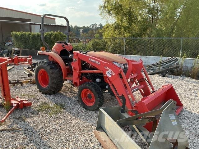 Kubota L3301D جرارات مدمجة