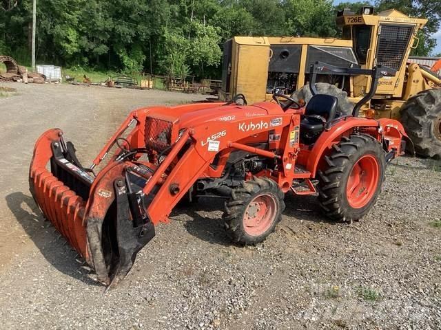 Kubota L3902DT جرارات مدمجة