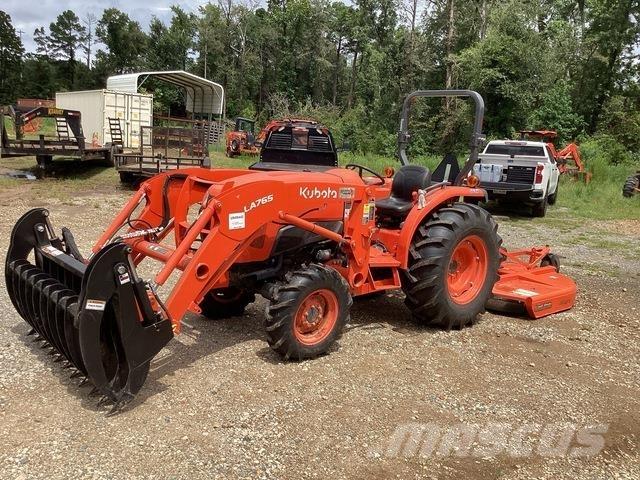Kubota L4701D جرارات مدمجة