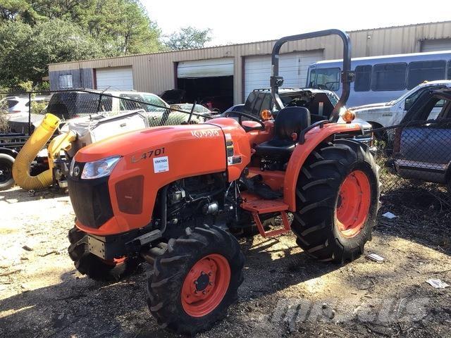 Kubota L4701D جرارات مدمجة