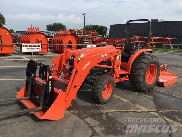 Kubota L4701DT جرارات مدمجة