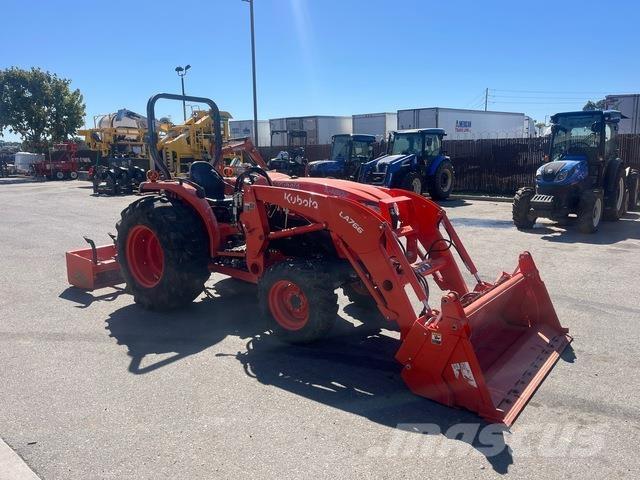 Kubota L4802DT جرارات مدمجة