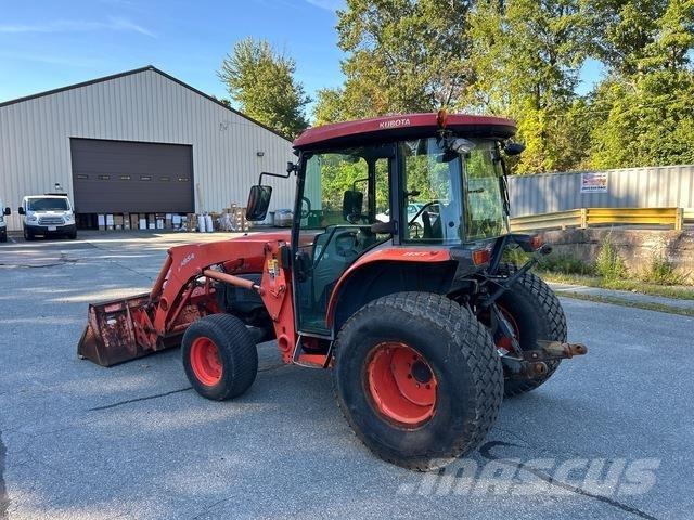Kubota L5240 جرارات مدمجة