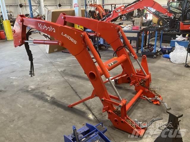 Kubota LA1065A أخرى