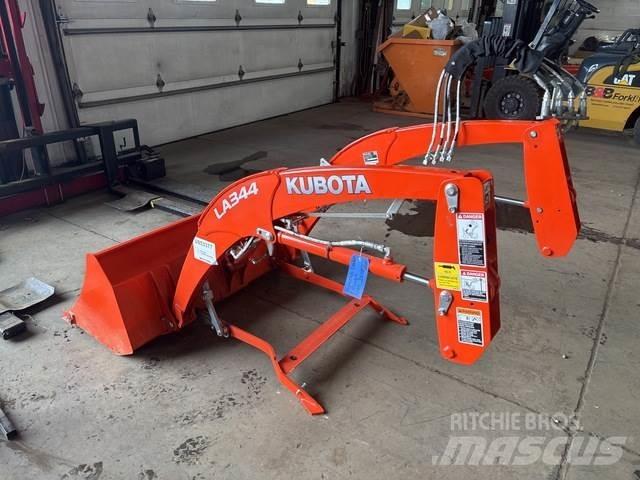 Kubota LA344 أخرى