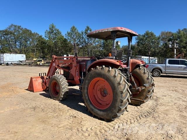 Kubota M105S الجرارات