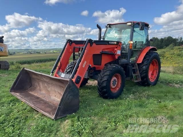 Kubota M126GX الجرارات