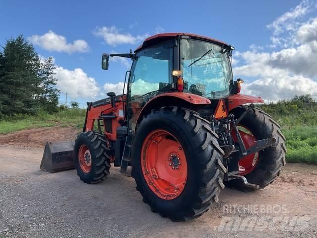 Kubota M126GX الجرارات