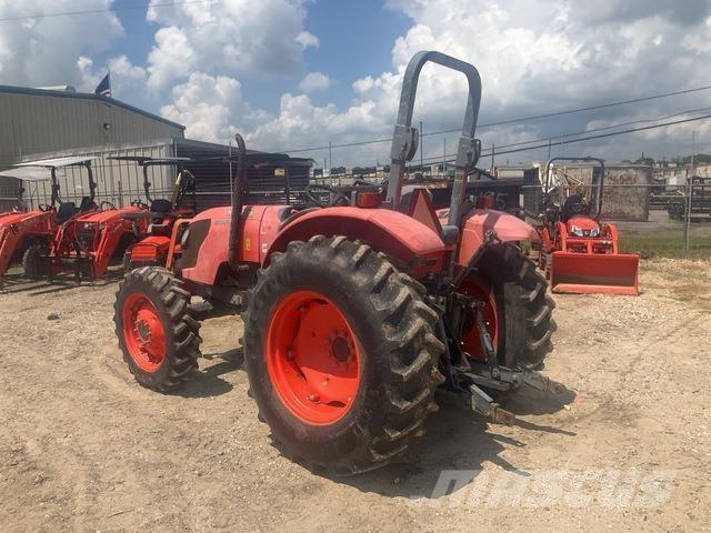Kubota M6040DT جرارات مدمجة