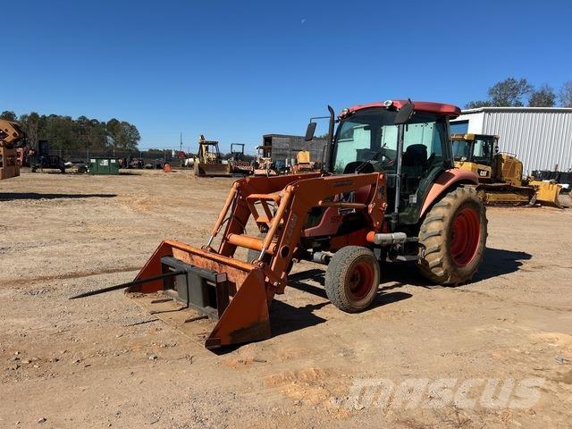 Kubota M7040F الجرارات