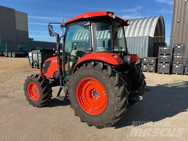 Kubota M7060D الجرارات