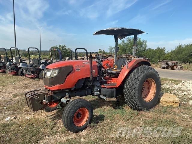Kubota M8540 الجرارات