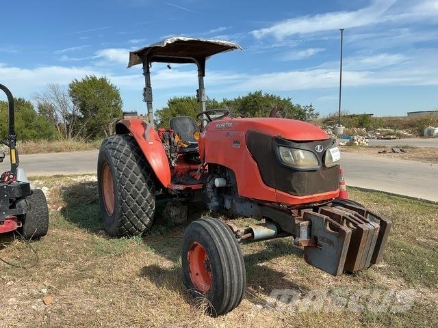 Kubota M8540 الجرارات