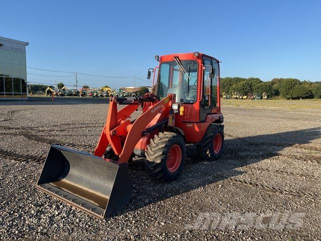 Kubota R530E لوادر بعجل