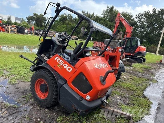 Kubota R540R41 لوادر بعجل
