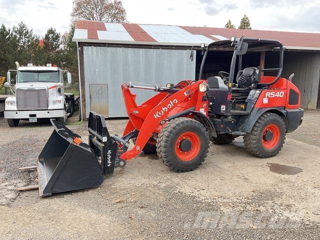 Kubota R540R41 لوادر بعجل