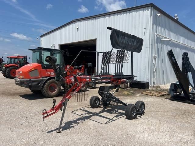 Kubota RA1042T مكابس وميبسات التبن