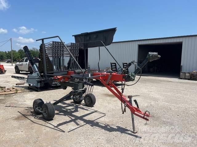 Kubota RA1042T مكابس وميبسات التبن