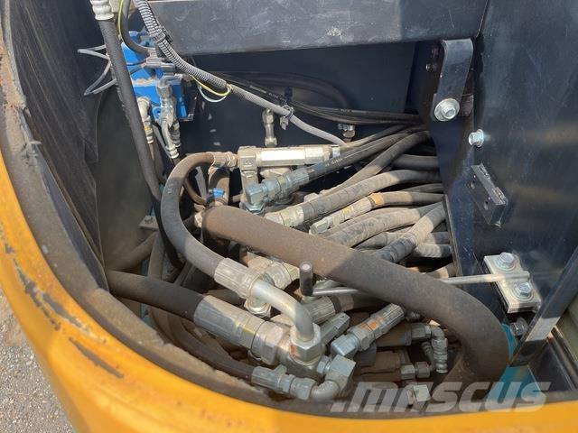 Kubota RX505 حفارات زحافة