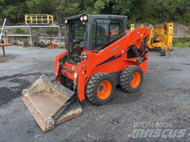 Kubota SSV65 لوادر انزلاقية التوجيه