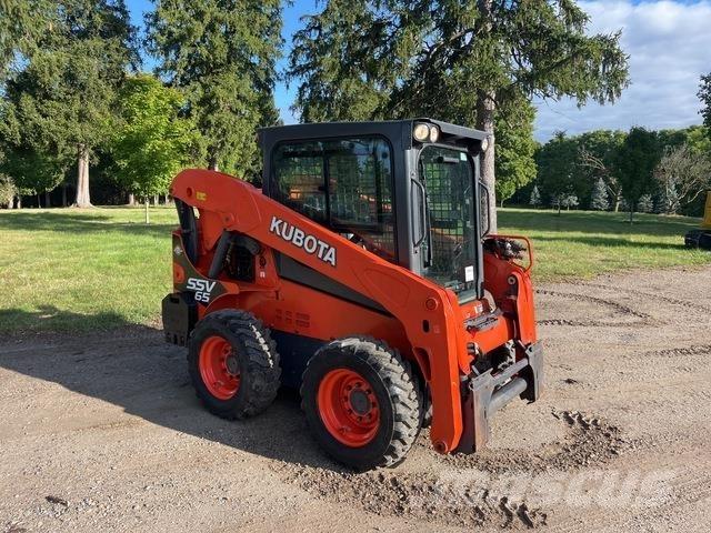 Kubota SSV65 لوادر انزلاقية التوجيه