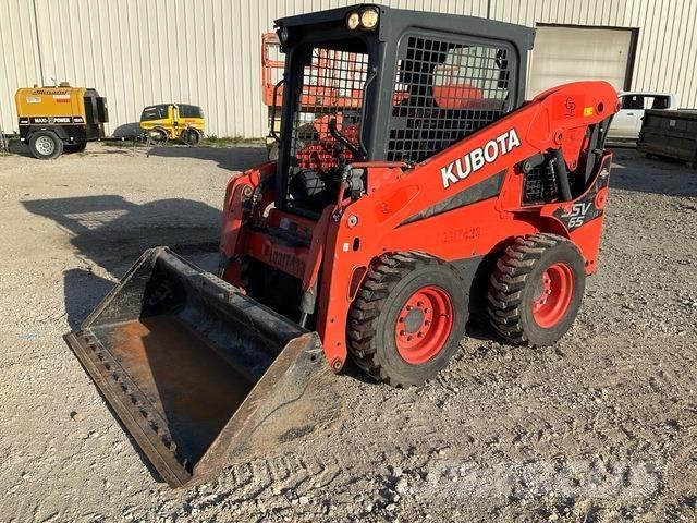 Kubota SSV65 لوادر انزلاقية التوجيه