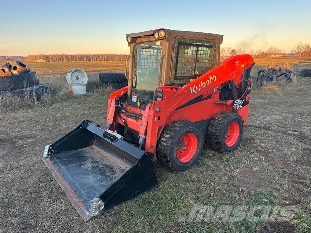 Kubota SSV65HC لوادر انزلاقية التوجيه