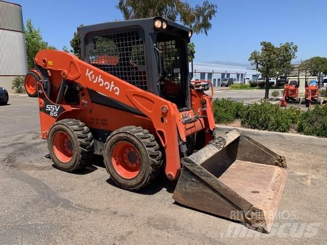 Kubota SSV65P Skid steer loaders