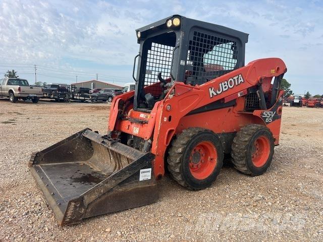 Kubota SSV65P لوادر انزلاقية التوجيه