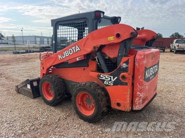 Kubota SSV65P لوادر انزلاقية التوجيه