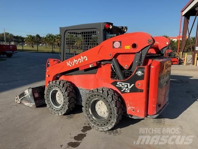 Kubota SSV75 لوادر انزلاقية التوجيه